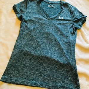 Under Armour Tech V-Neck Small
